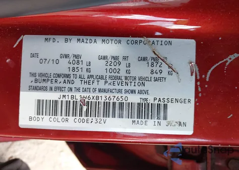 2011 Mazda 3 S z USA, uszkodzony, nr VIN JM1BL1W6XB1367650